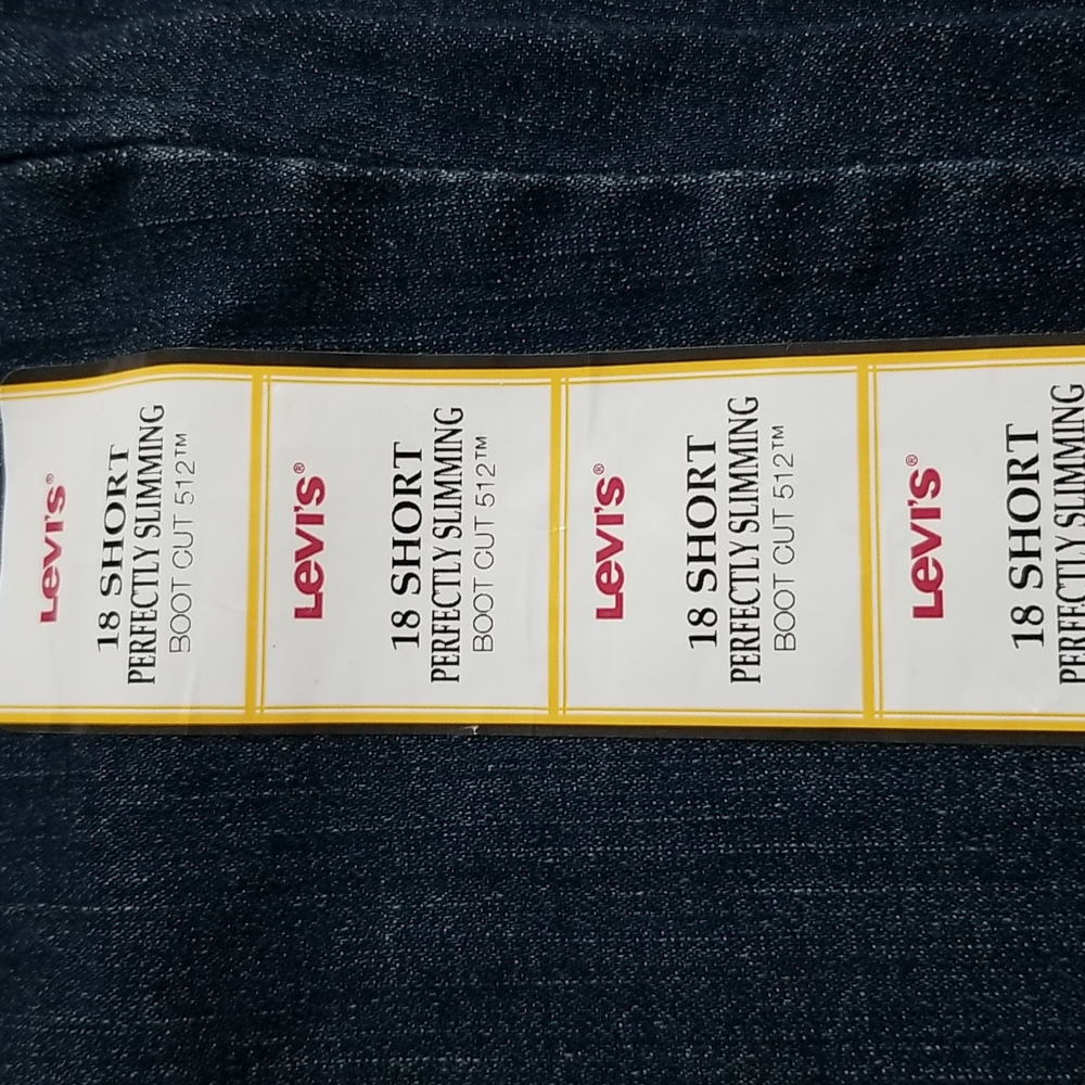 LEVIS Jeans - Picture 3 of 6